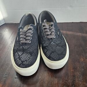 VANS Black Platform Snakeskin Skater Shoes Mens 7 Womens 8.5